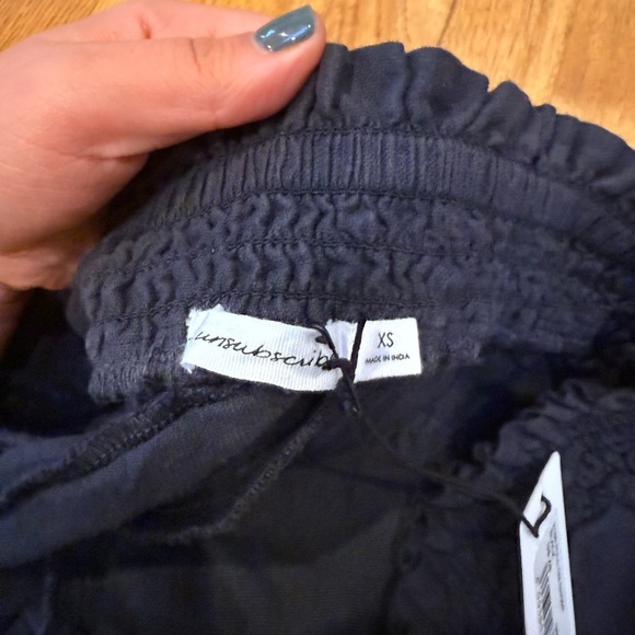 NWT Unsubscribed 100% Linen High-Rise Beach Shorts - Picture 5 of 7